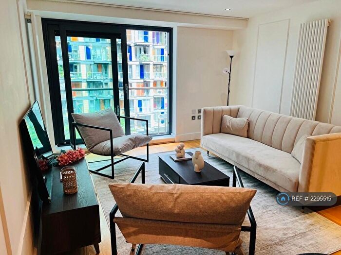 2 Bedroom Flat To Rent In Millharbour, London, E14