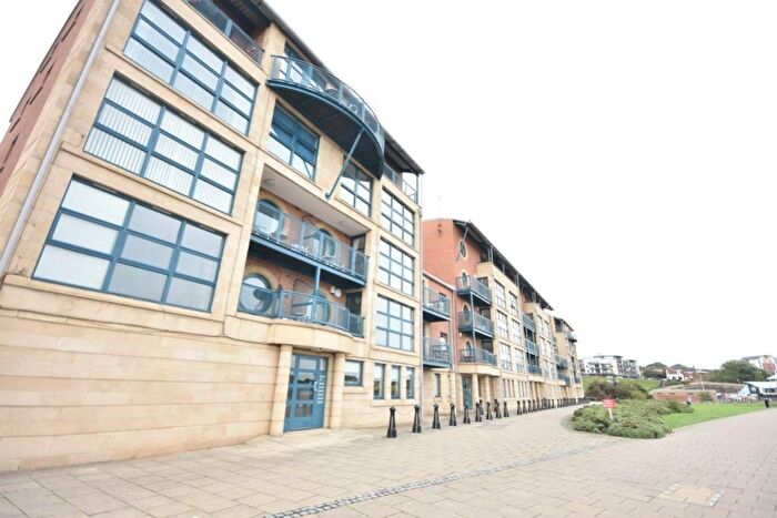 2 Bedroom Apartment To Rent In Mariners Wharf, Quayside, NE1