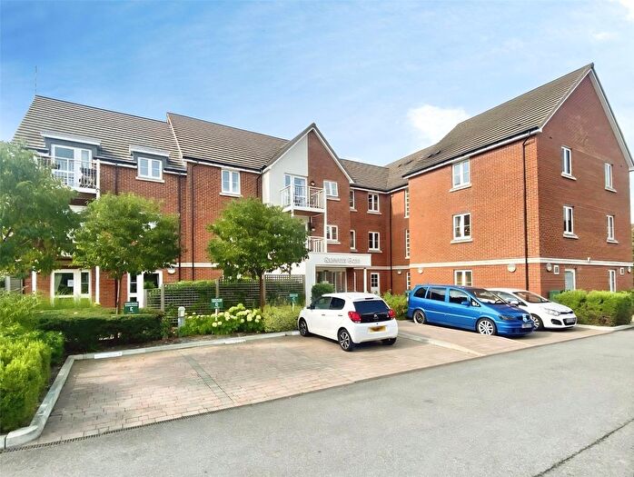 1 Bedroom Flat For Sale In Wellington Road, Wokingham, Berkshire, RG40