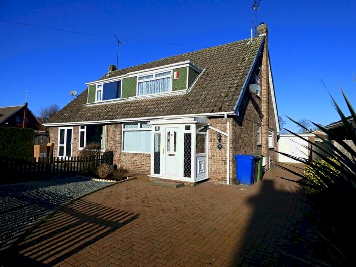 3 Bedroom Semi-Detached House To Rent In Elm Drive, Cherry Burton, Beverley, HU17