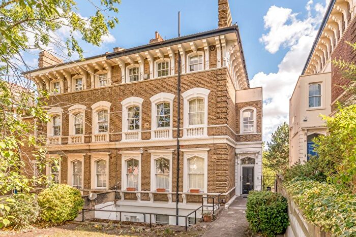 1 Bedroom Flat For Sale In Victoria Way, Charlton, SE7