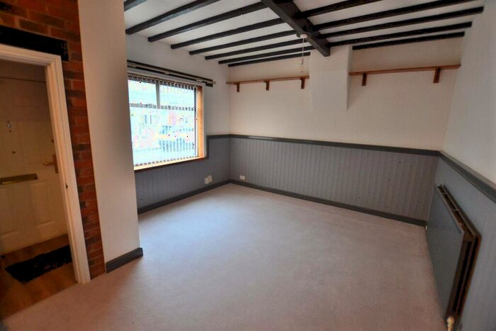 3 Bedroom Terraced House For Sale In Hall Croft, Shepshed, Loughborough, Leicestershire, LE12