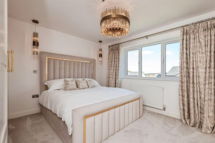 4 Bedroom Detached House For Sale In Matthew Lane, Meltham, Holmfirth, HD9