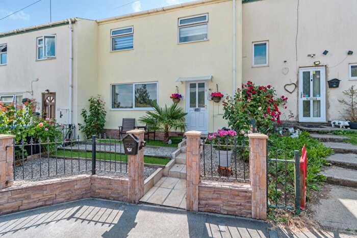 3 Bedroom Terraced House For Sale In Pockeridge Road, Corsham, SN13