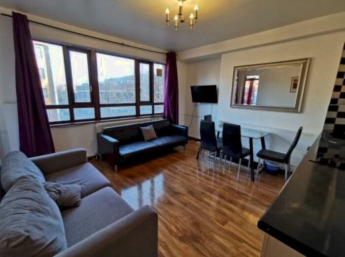 2 Bedroom Flat To Rent In Chadswell House, Cromer Street, Kings Cross, London, WC1H