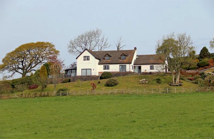 4 Bedroom Detached House For Sale In Llangain, Carmarthen, SA33