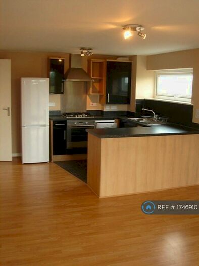 2 Bedroom Flat To Rent In Hyde Grove, Dartford, DA1