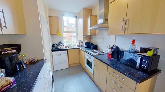 3 Bedroom Terraced House To Rent In Royal Park Avenue, Hyde Park, Leeds, West Yorkshire, LS6