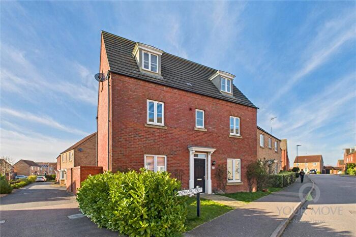5 Bedroom Detached House To Rent In Windermere Drive, Corby, Northamptonshire, NN18