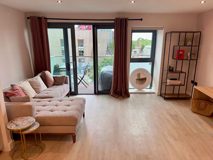 1 Bedroom Apartment For Sale In Surrey Quays Road, Canada Water, London, SE16