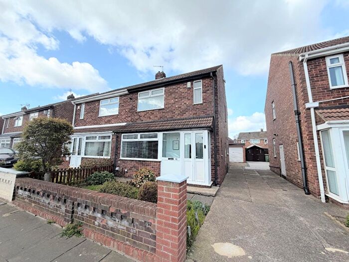 3 Bedroom Semi Detached House For Sale In Honiton Way, Hartlepool, TS25