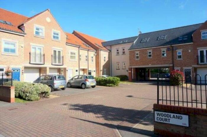 2 Bedroom Flat To Rent In Woodland Court, Thorp Arch, West Yorkshire, LS23