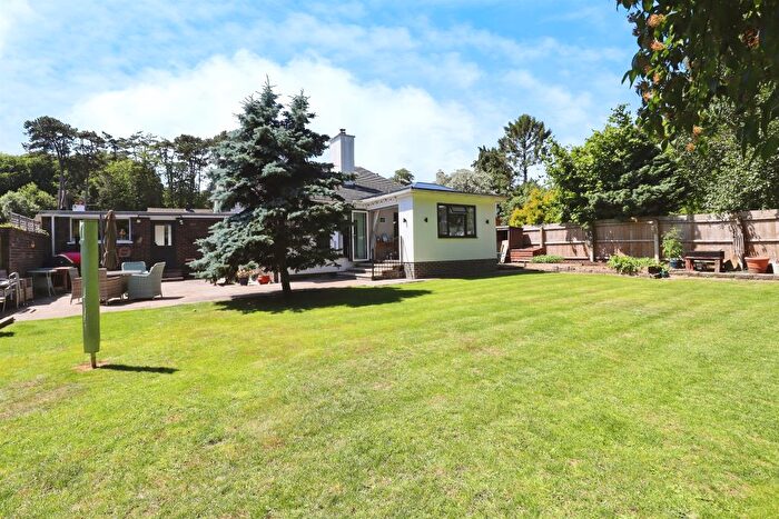 4 Bedroom Detached Bungalow For Sale In Walston Close, Wenvoe, Cardiff, CF5