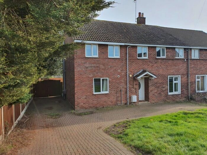 4 Bedroom Semi-Detached House To Rent In Guntons Road, Newborough, Peterborough PE6