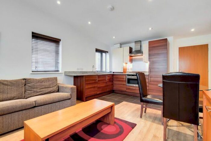 1 Bedroom Flat To Rent In Gun Street, Spitalfields, London, E1