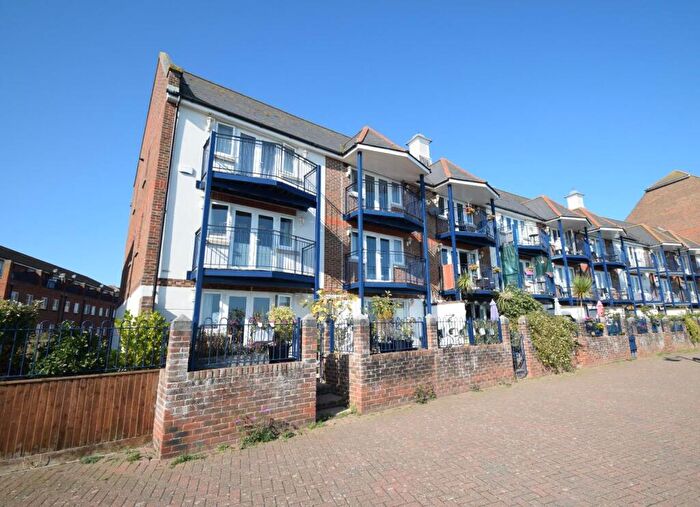 4 Bedroom Town House For Sale In Bermuda Place, Eastbourne, BN23