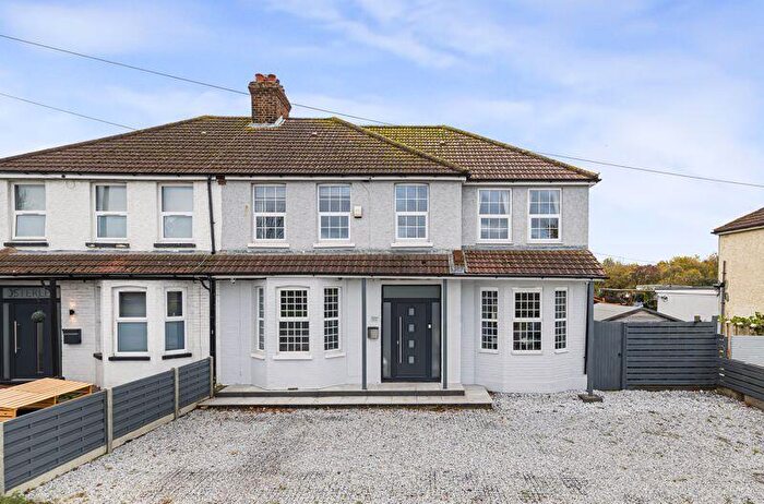 5 Bedroom Semi Detached House For Sale In Maidstone Road, Sidcup, DA14