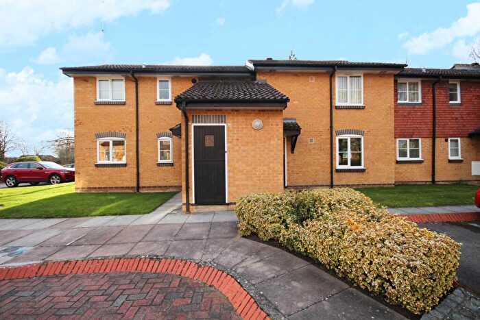 1 Bedroom Apartment To Rent In Aldworth Close, Bracknell, RG12