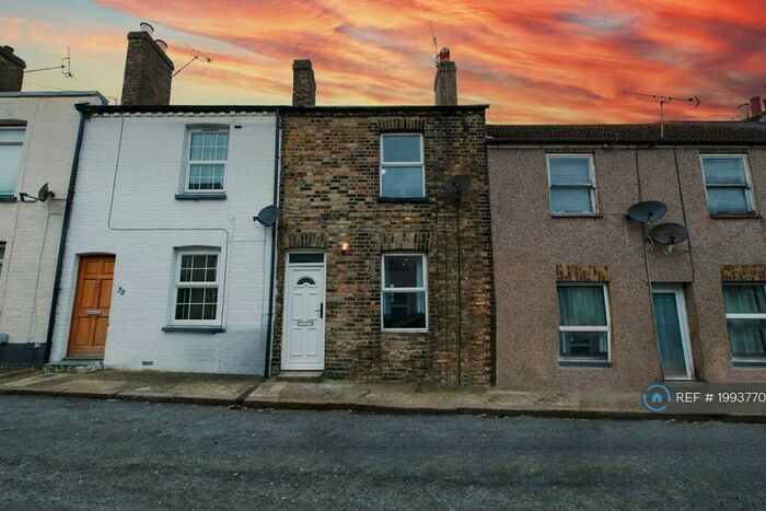 2 Bedroom Terraced House To Rent In Alma Road, Ramsgate, CT11