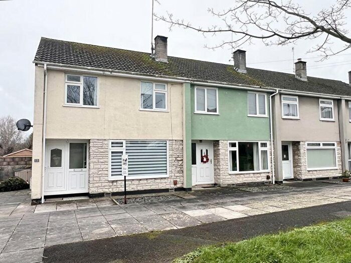 3 Bedroom Terraced House For Sale In Pinewood Grove, Midsomer Norton, BA3