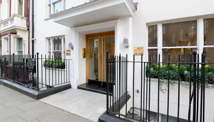 Studio To Rent In Hill Street, London, W1J