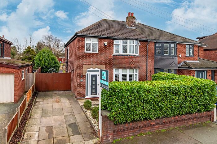 3 Bedroom Semi Detached House For Sale In Chester Road, Warrington, WA4