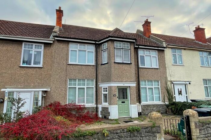 2 Bedroom Flat To Rent In Quantock Road, Weston-Super-Mare BS23