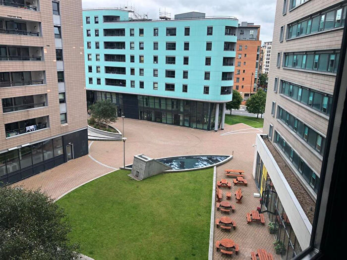 2 Bedroom Apartment To Rent In The Gateway North, Crown Point Road, Leeds, West Yorkshire, LS9