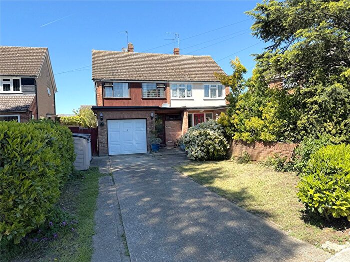 4 Bedroom Semi Detached House For Sale In Second Avenue, Stanford-Le-Hope, Essex, SS17