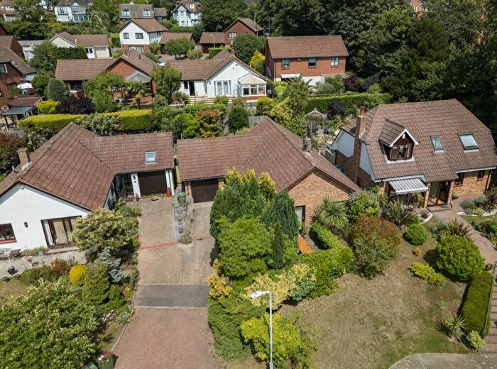 3 Bedroom Bungalow For Sale In Turnpike Hill, Hythe, CT21