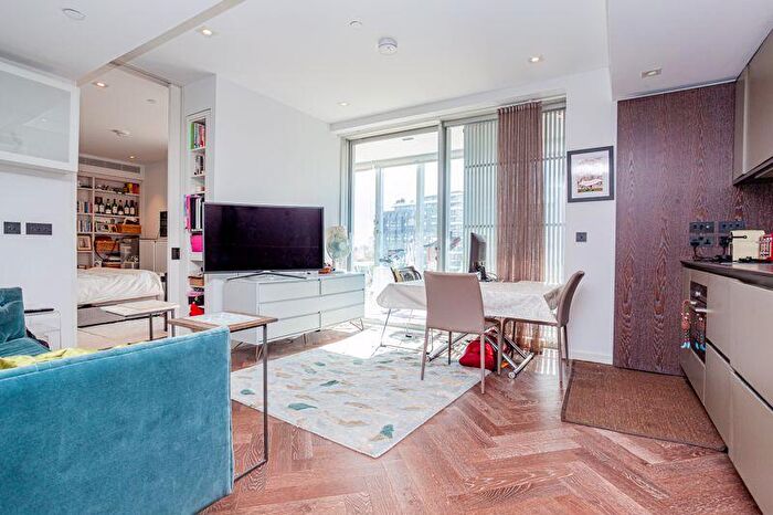 1 Bedroom Detached House To Rent In Circus Road West, London, SW11