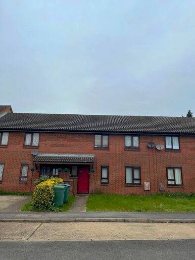 3 Bedroom Terraced House To Rent In Trinity Hall Close, Watford, WD24