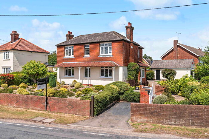 4 Bedroom Detached House For Sale In Mill Road, Stock, CM4