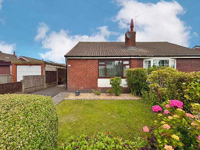 1 Bedroom Bungalow For Sale In Coniston Avenue, Hambleton, FY6