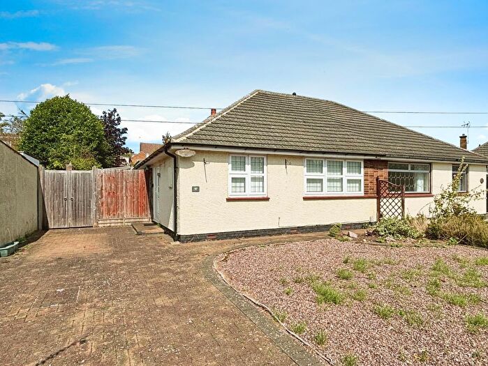 2 Bedroom Semi-Detached Bungalow For Sale In Ninesprings Way, Hitchin, SG4