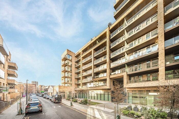 Studio To Rent In Hemming Street, London, E1