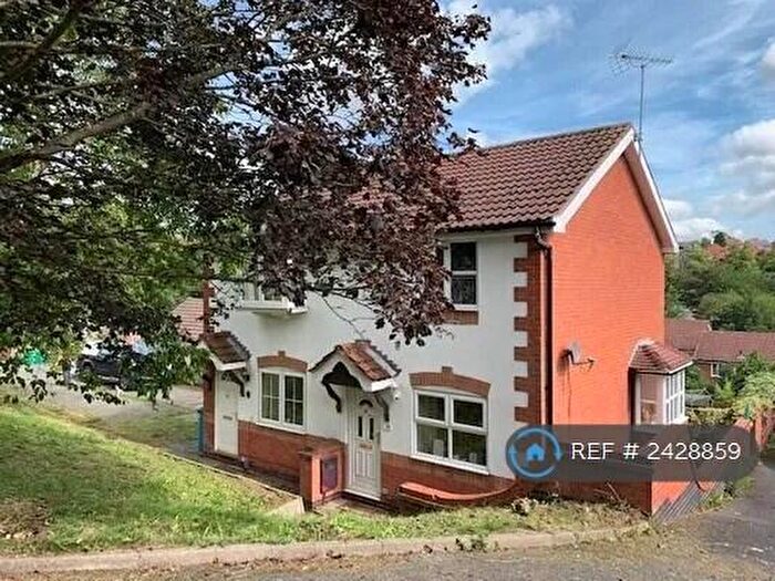 2 Bedroom Semi-Detached House To Rent In Pendle Crescent, Nottingham, NG3