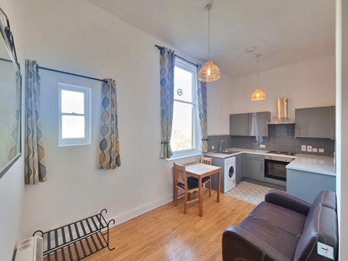 1 Bedroom Flat To Rent In London Road, Stoneygate, Leicester, LE2