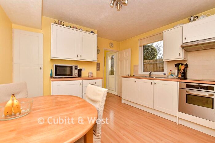 6 Bedroom Semi Detached House For Sale In Glossop Road, South Croydon, Surrey, CR2