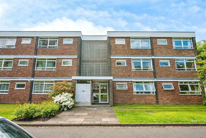 2 Bedroom Flat For Sale In Augustus Road, Birmingham, B15