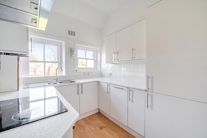 1 Bedroom Flat For Sale In West Hill, Putney, London, SW15