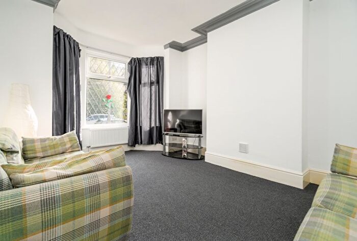 4 Bedroom Terraced House To Rent In Olympia Trading Estate, Great Jackson Street, Manchester, M15