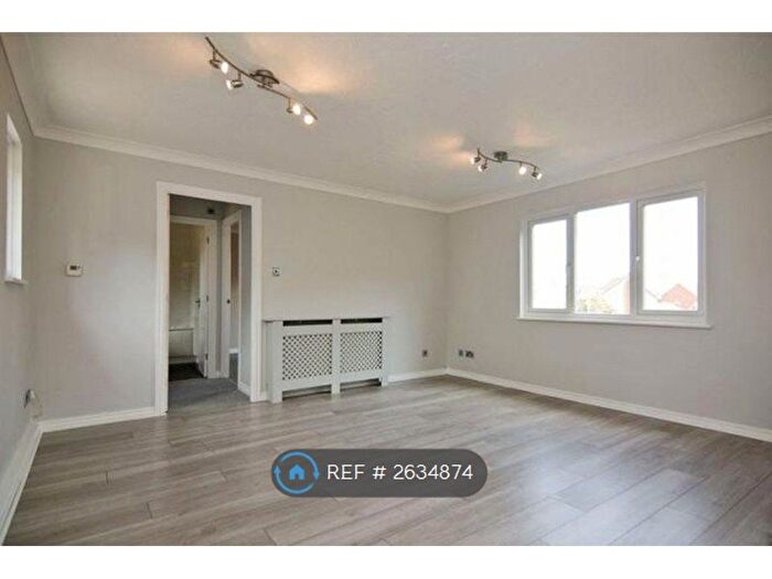 1 Bedroom Terraced House To Rent In Manor Rise, Lichfield, WS14