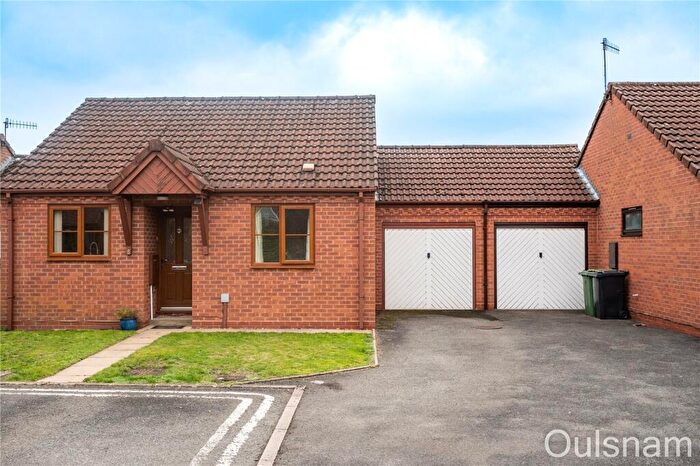 2 Bedroom Bungalow For Sale In Forge Drive, Bromsgrove, Worcestershire, B61