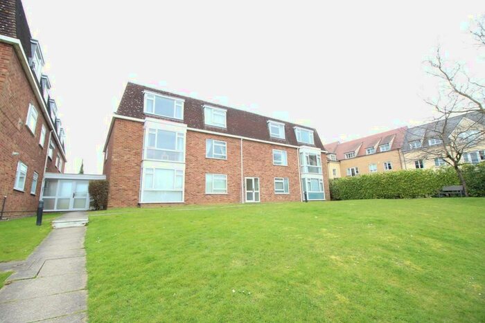 2 Bedroom Apartment To Rent In Hawkley Court, Chapel Street, CM12