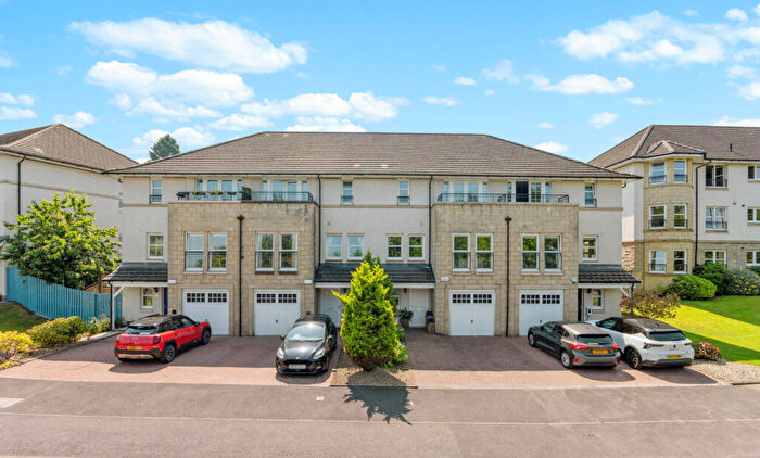 4 Bedroom Terraced House For Sale In Bluebell Drive, Newton Mearns, G77
