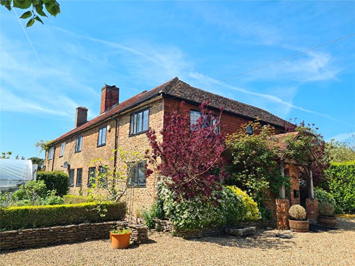 4 Bedroom Detached House To Rent In Hurtmore Road, Hurtmore, Godalming, Surrey, GU7