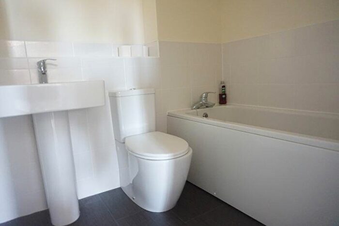 2 Bedroom Flat For Sale In Freya Road, Ollerton, NG22