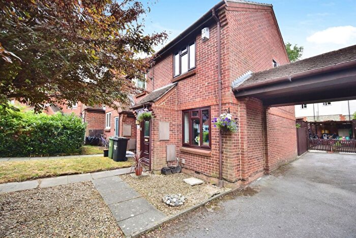 2 Bedroom End Terrace House For Sale In The Quern, Maidstone, ME15