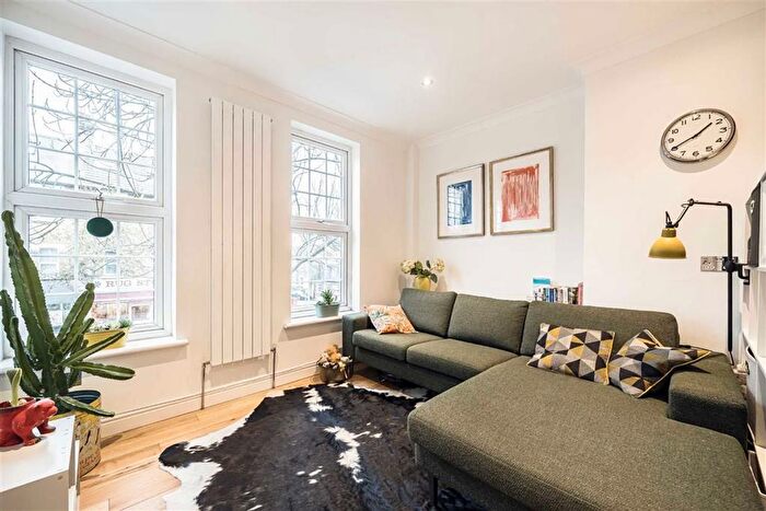 1 Bedroom Flat For Sale In Colston Road, East Sheen, SW14